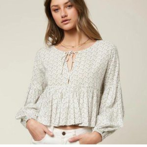 O'Neill Rosie Top in gold Yellow - Picture 3 of 8